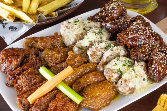 Sam's Resto Bar 