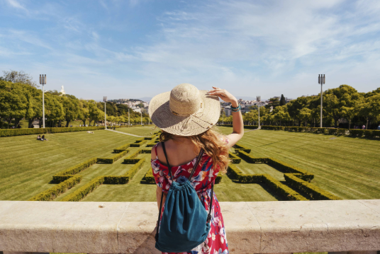 Ecuador Tourist Travel & Living