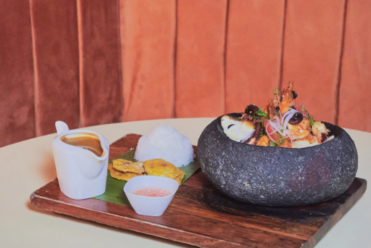 Picantería Hola la Ola