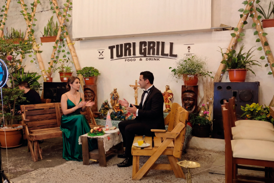 TURI GRILL Food & Drink