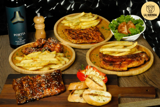 La Querida Bar / Steak House